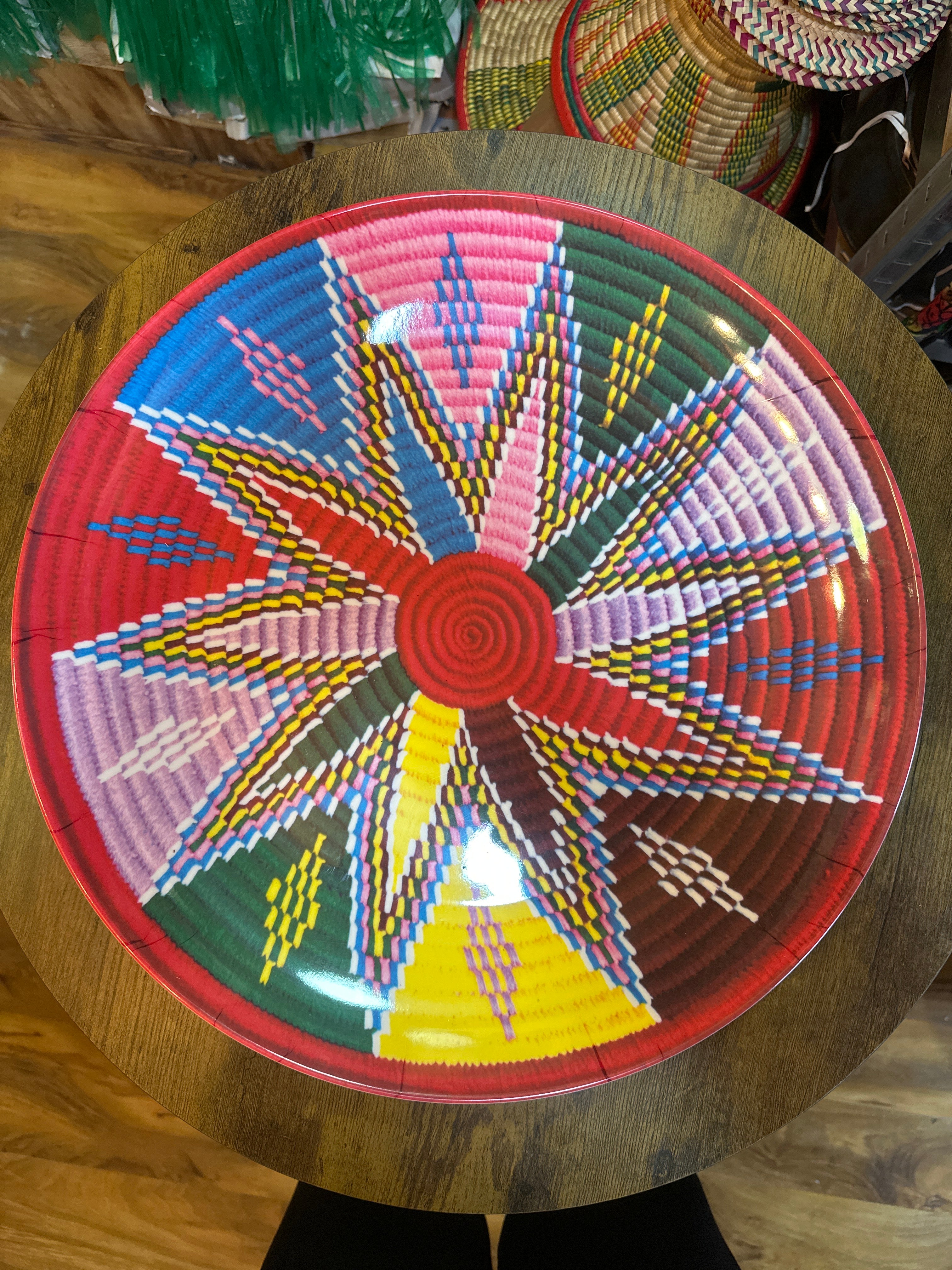 Tray traditional