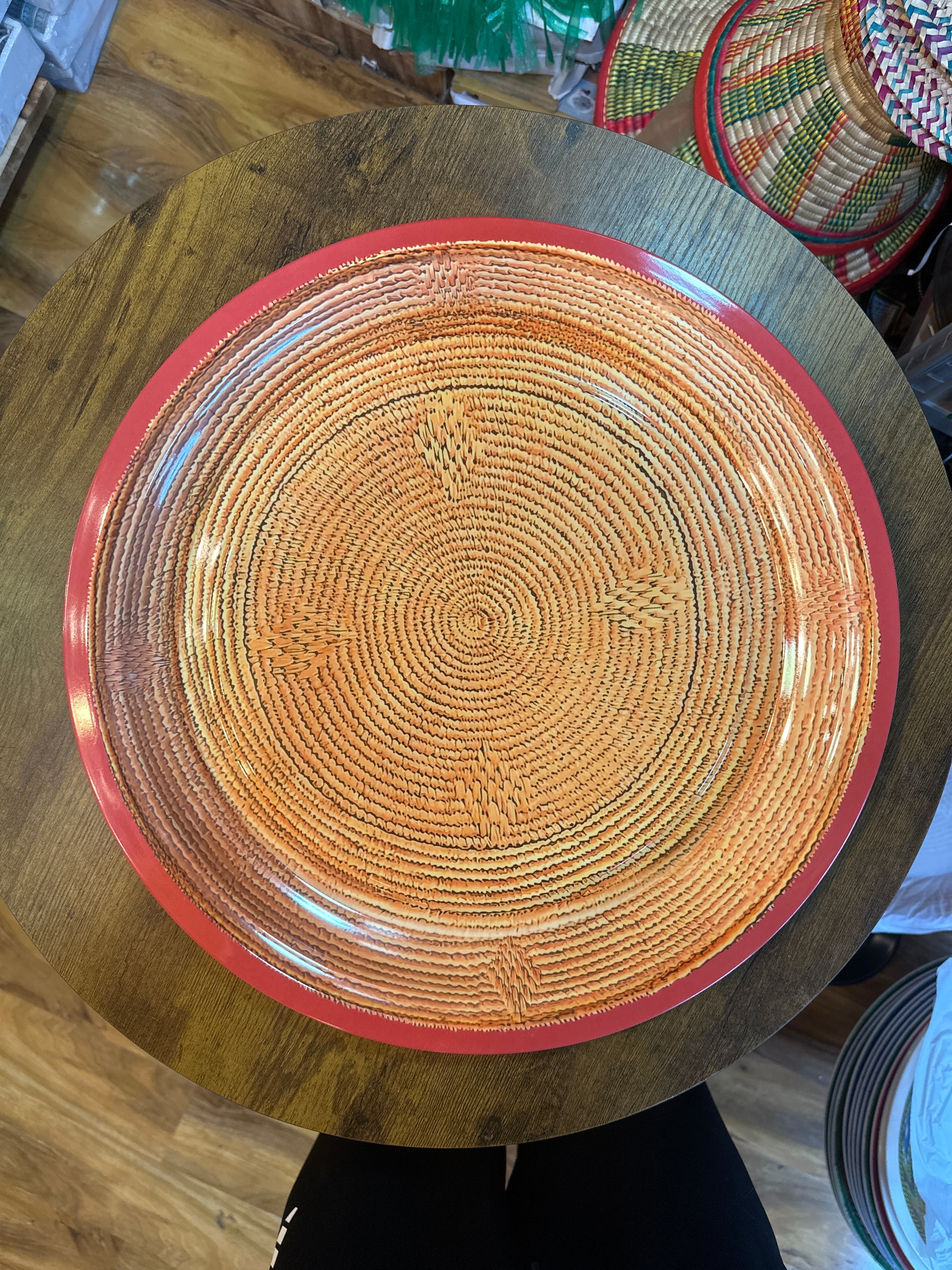 Tray traditional