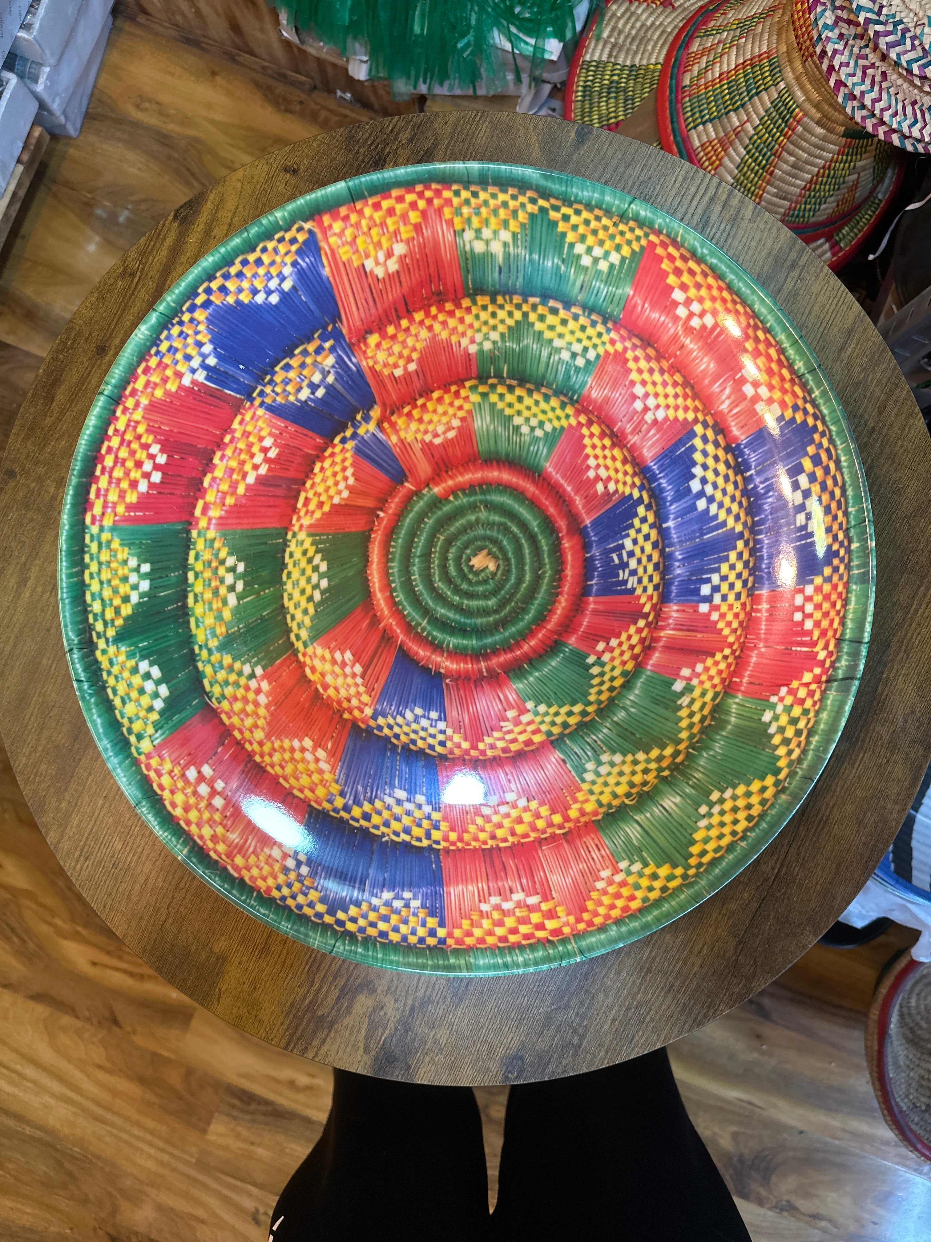 Tray traditional